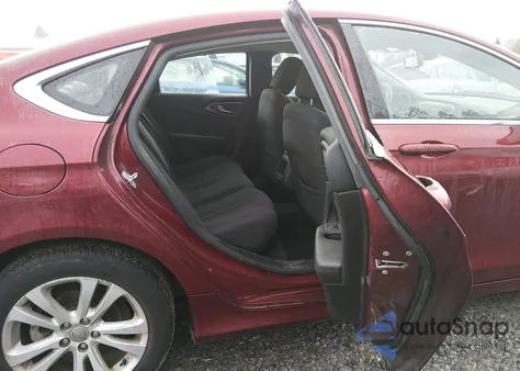 2016 Chrysler 200 Limited z USA, uszkodzony, nr VIN 1C3CCCAB0GN123448